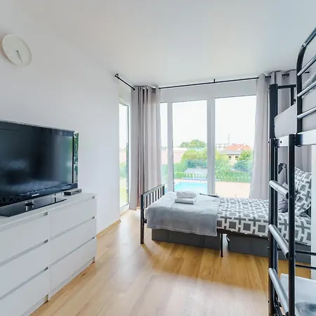 Apartment 5 Osobowy By Perlowa Przystan Rent Kolobrzeg
